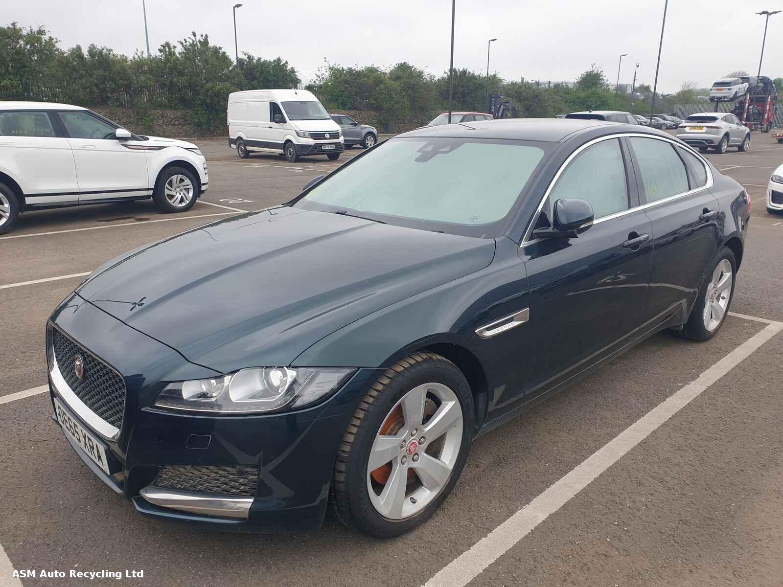 View Auto part Jaguar Xf 2016 4 Door Saloon Breaking