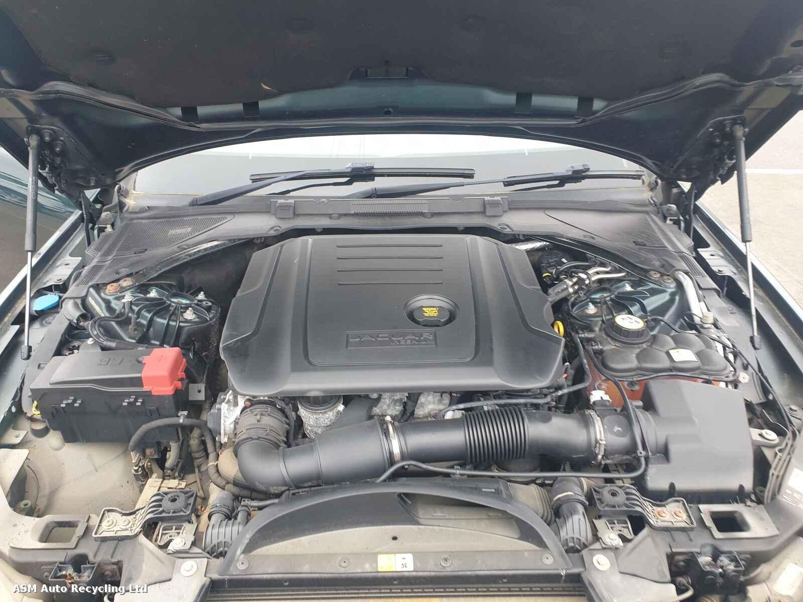 View Auto part Jaguar Xf 2016 4 Door Saloon Breaking