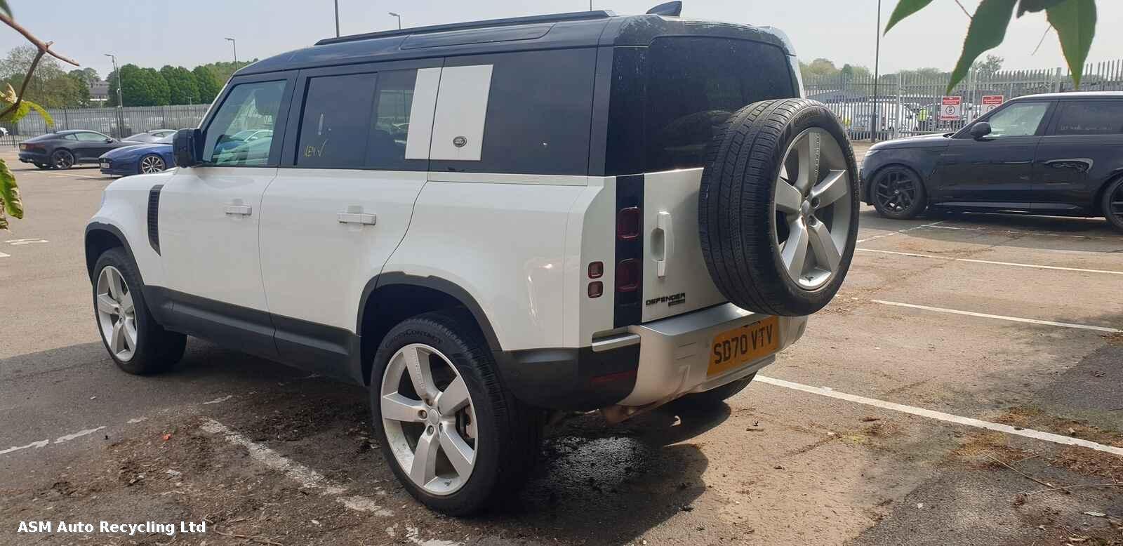 View Auto part Land Rover Defender 2021 5 Door Estate Breaking