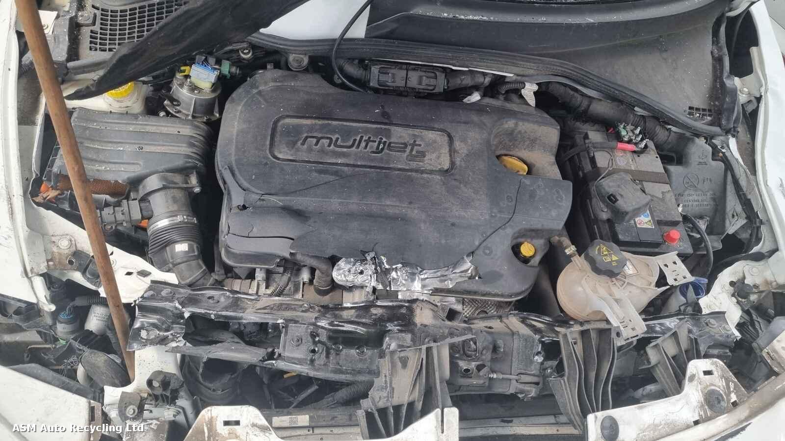 View Auto part Fiat Tipo 2018 5 Door Hatchback Breaking