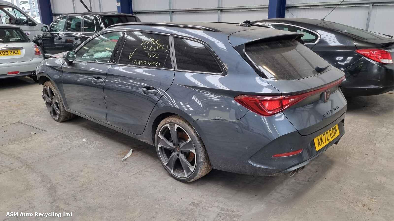 Cupra Leon 2022 5 Door Estate Breaking View Auto part Cupra Leon 2022 5 Door Estate Breaking