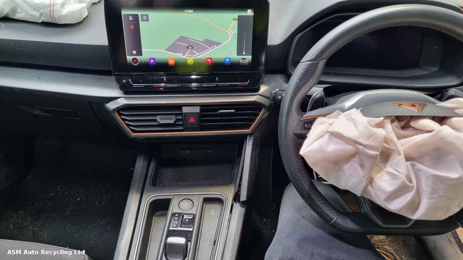 Cupra Leon 2022 5 Door Estate Breaking View Auto part Cupra Leon 2022 5 Door Estate Breaking