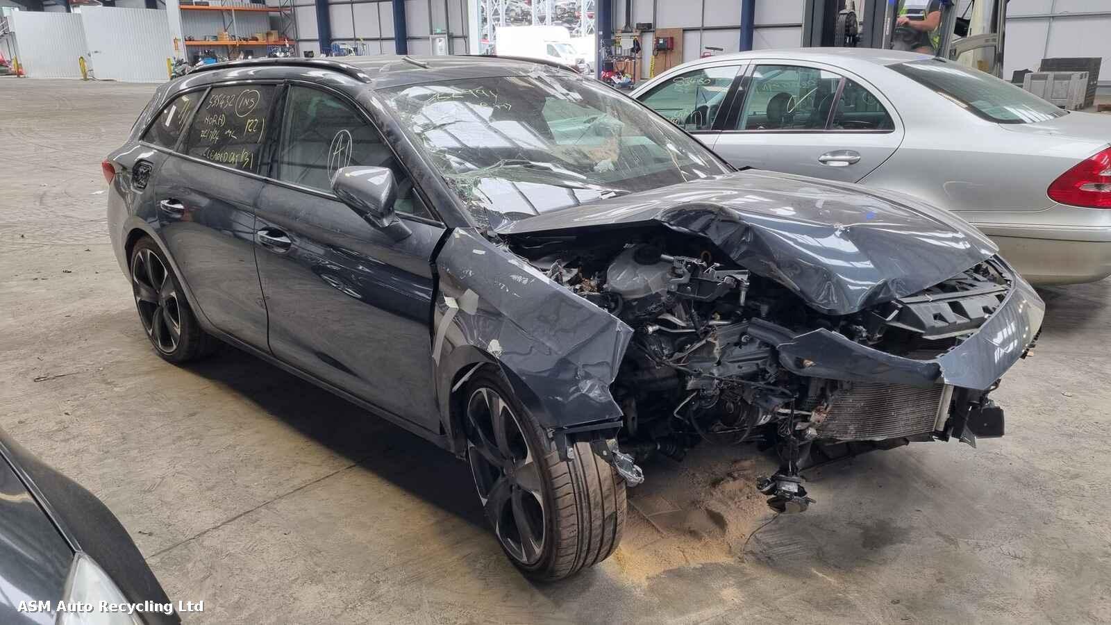 Image for a Cupra Leon 2022 5 Door Estate Breaking