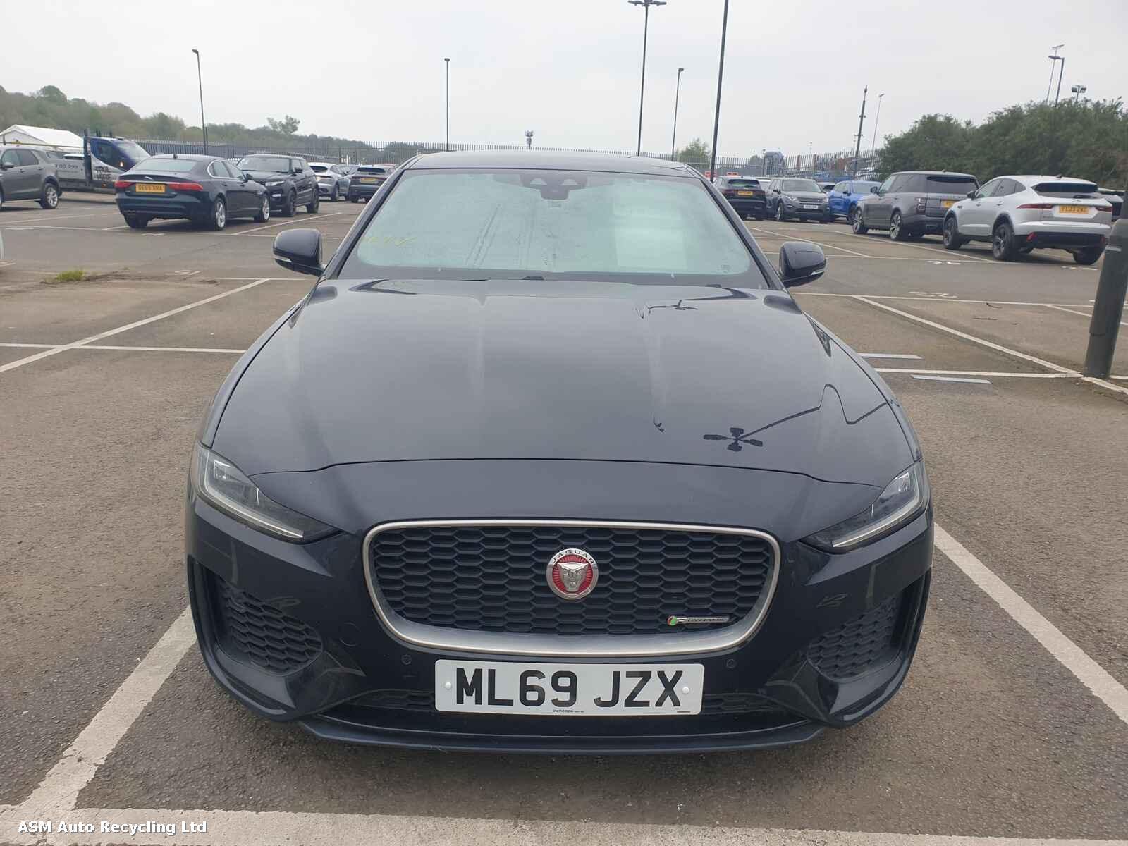 View Auto part Jaguar Xe 2019 4 Door Saloon Breaking