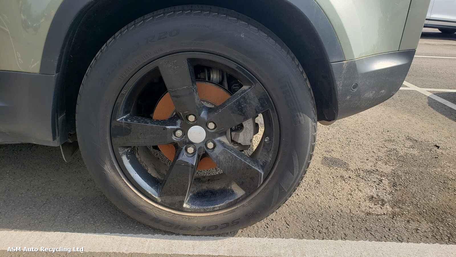View Auto part Land Rover Defender 2020 5 Door Estate Breaking