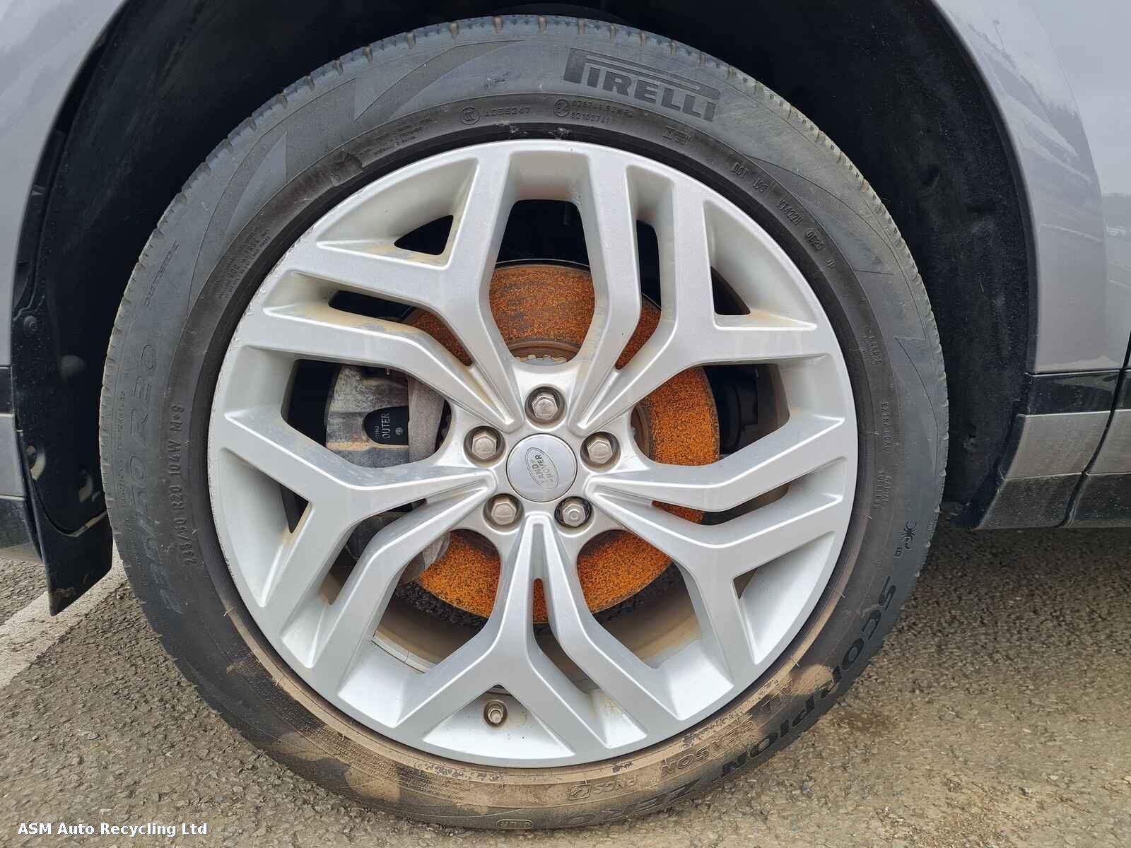 View Auto part Land Rover Range Rover Evoque 2020 5 Door Estate Breaking