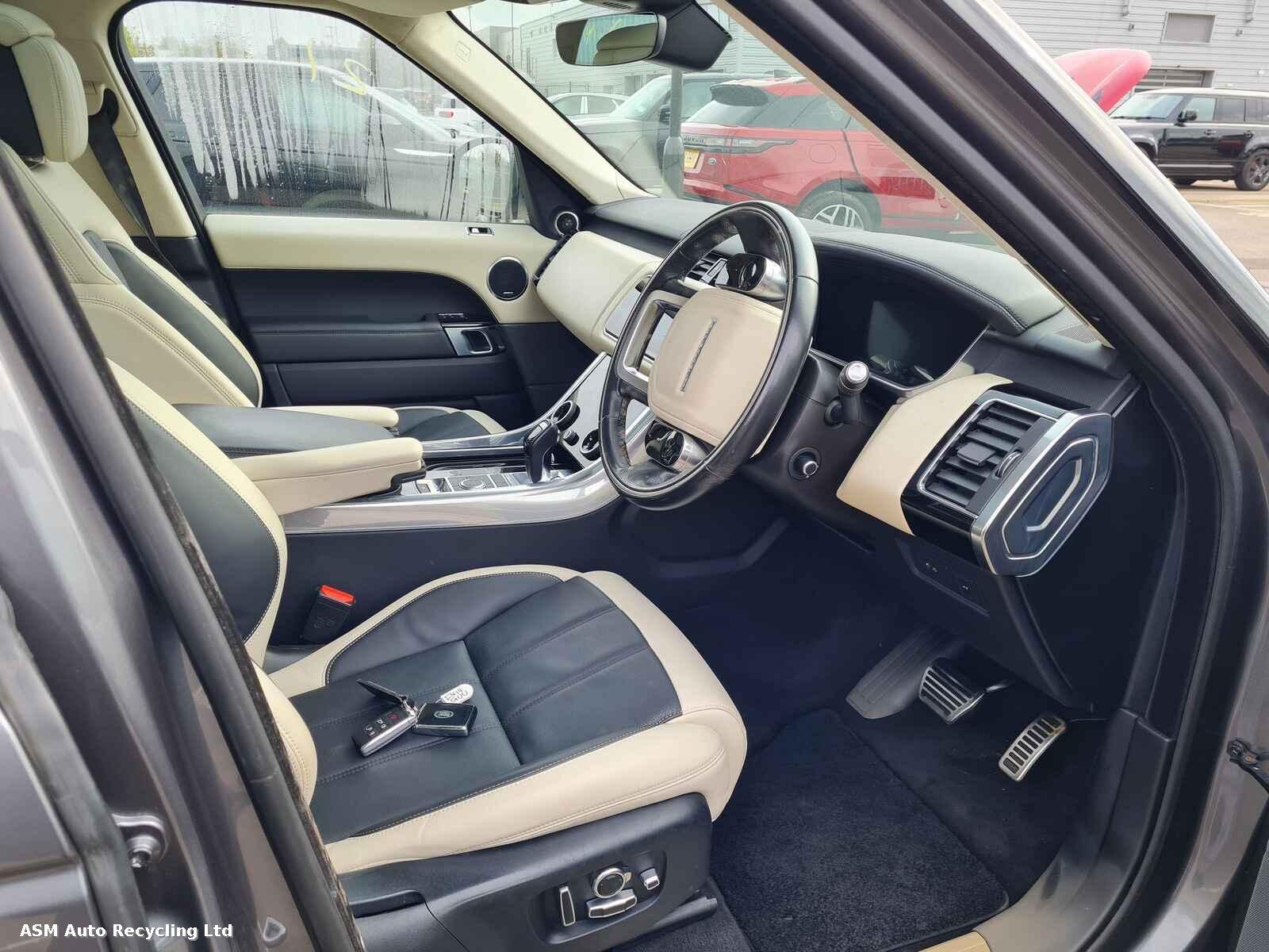 View Auto part Land Rover Range Rover Sport 2019 5 Door Estate Breaking
