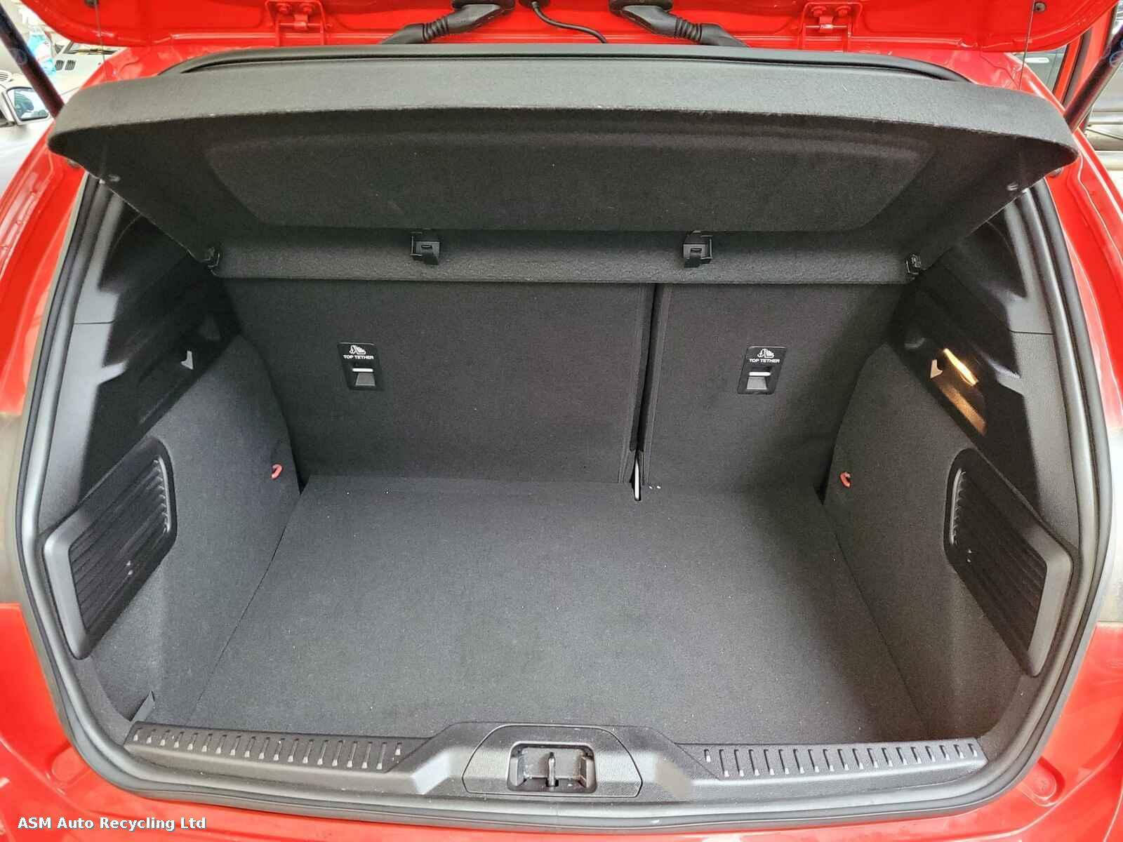 Ford Focus 2019 5 Door Hatchback Breaking View Auto part Ford Focus 2019 5 Door Hatchback Breaking