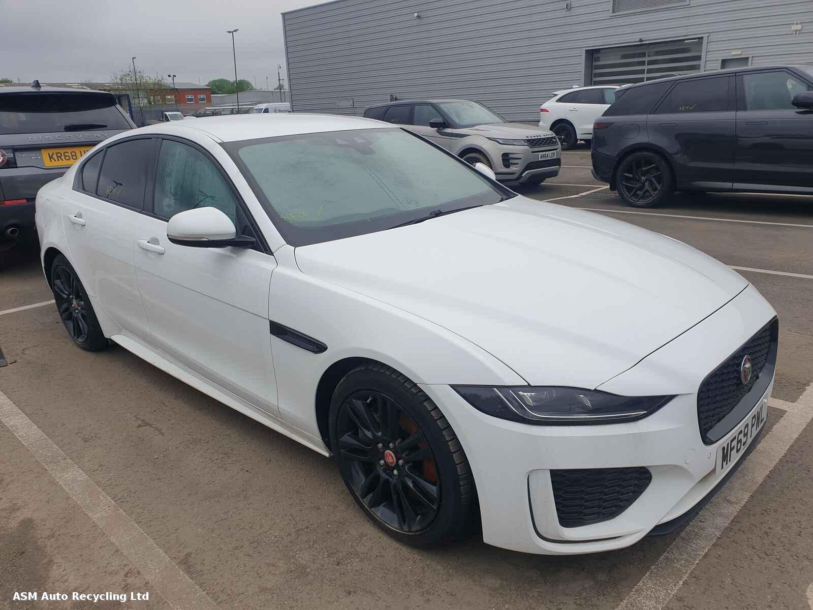 Image for a Jaguar Xe 2019 4 Door Saloon Breaking