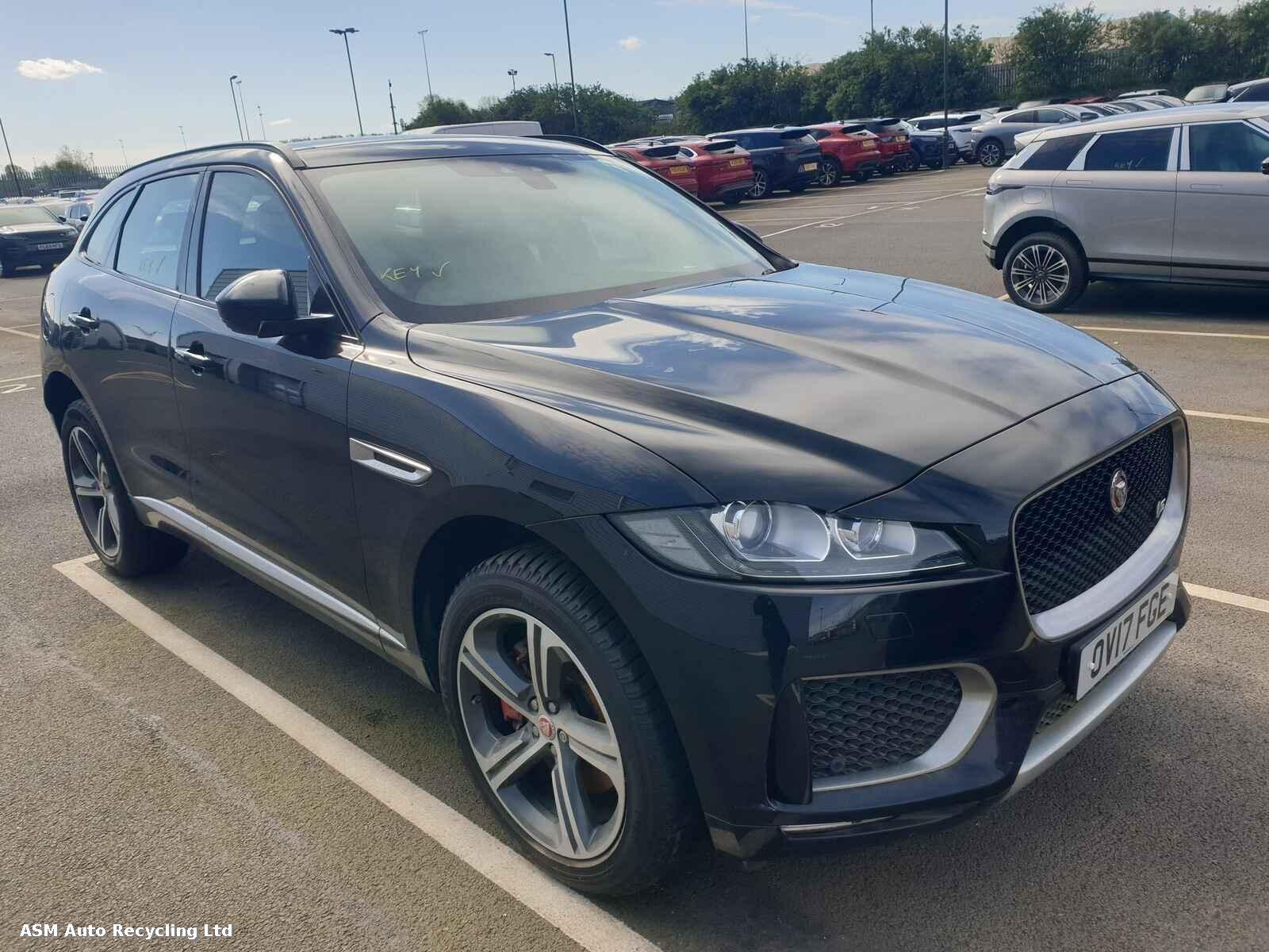 Image for a Jaguar F-pace 2017 5 Door Estate Breaking