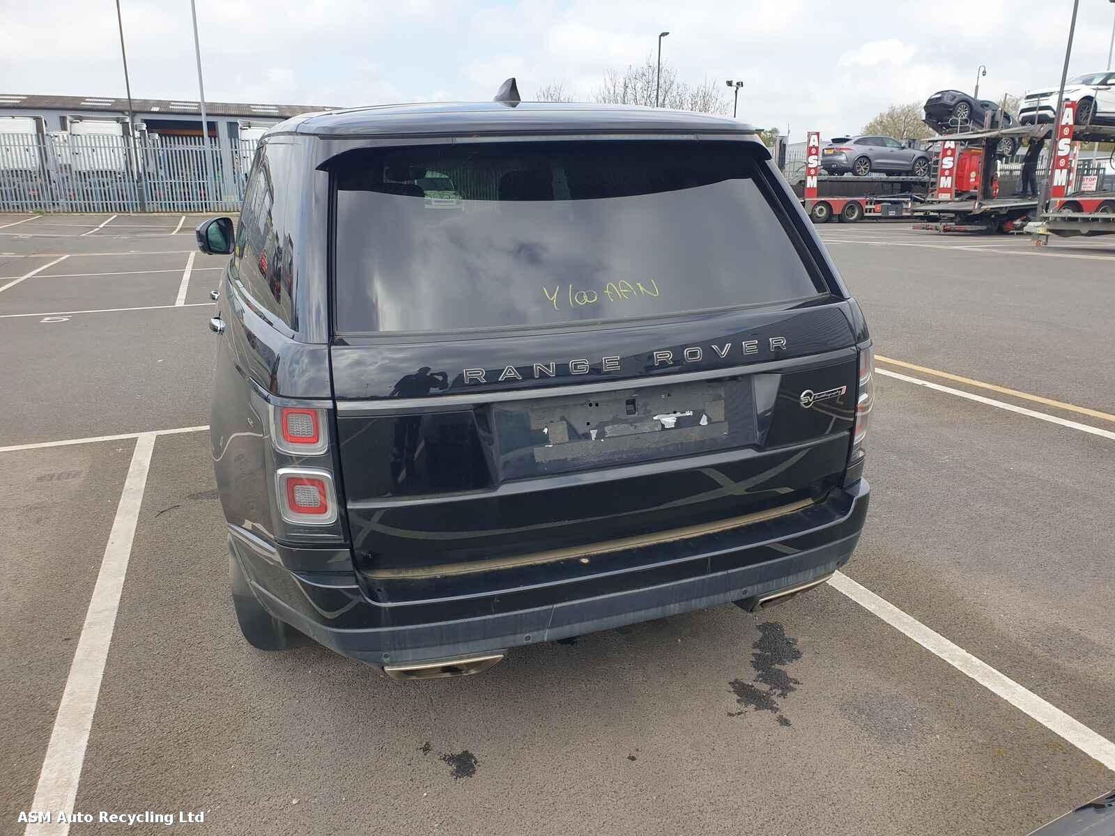 View Auto part Land Rover Range Rover 2018 5 Door Estate Breaking