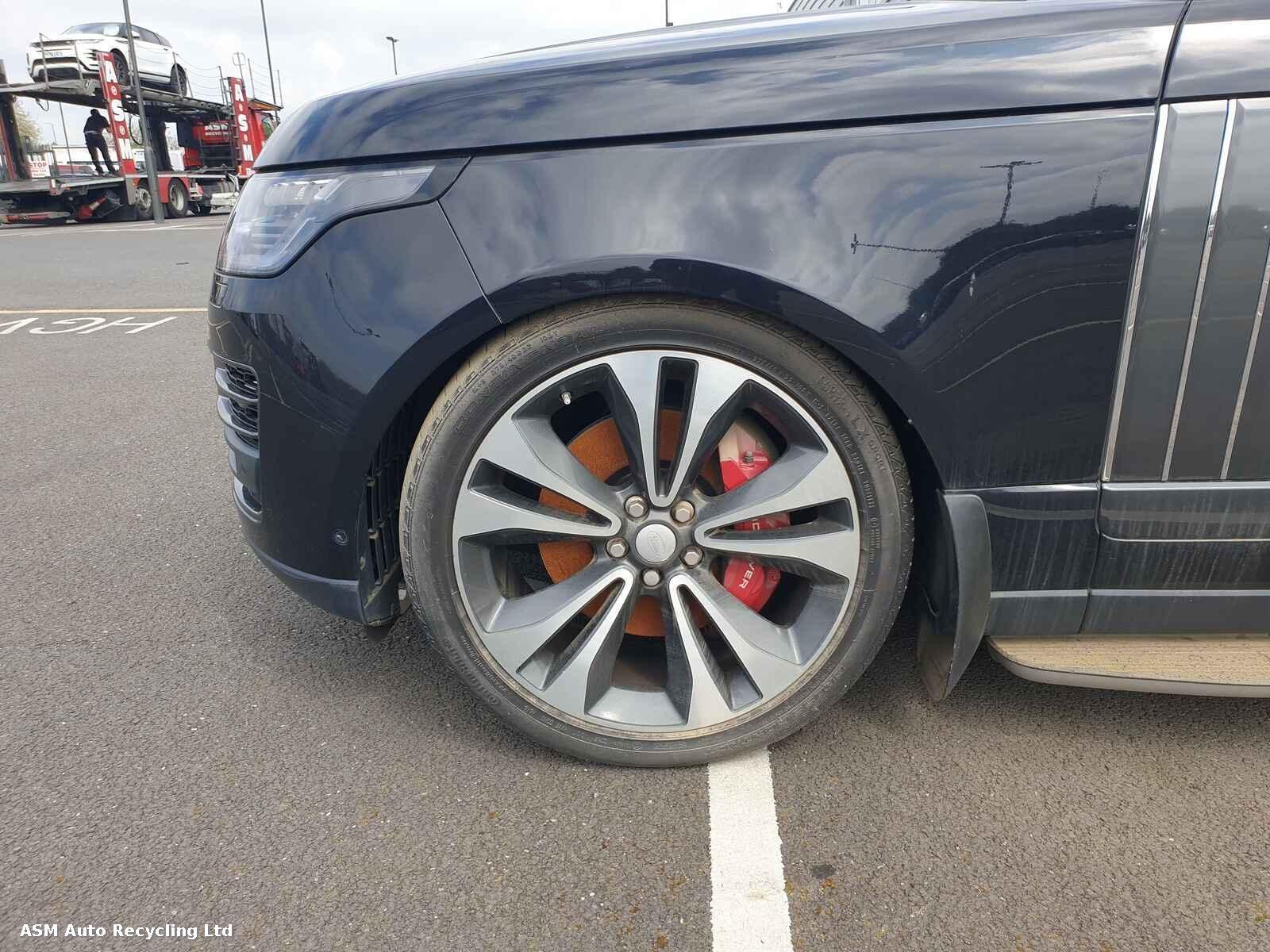 View Auto part Land Rover Range Rover 2018 5 Door Estate Breaking