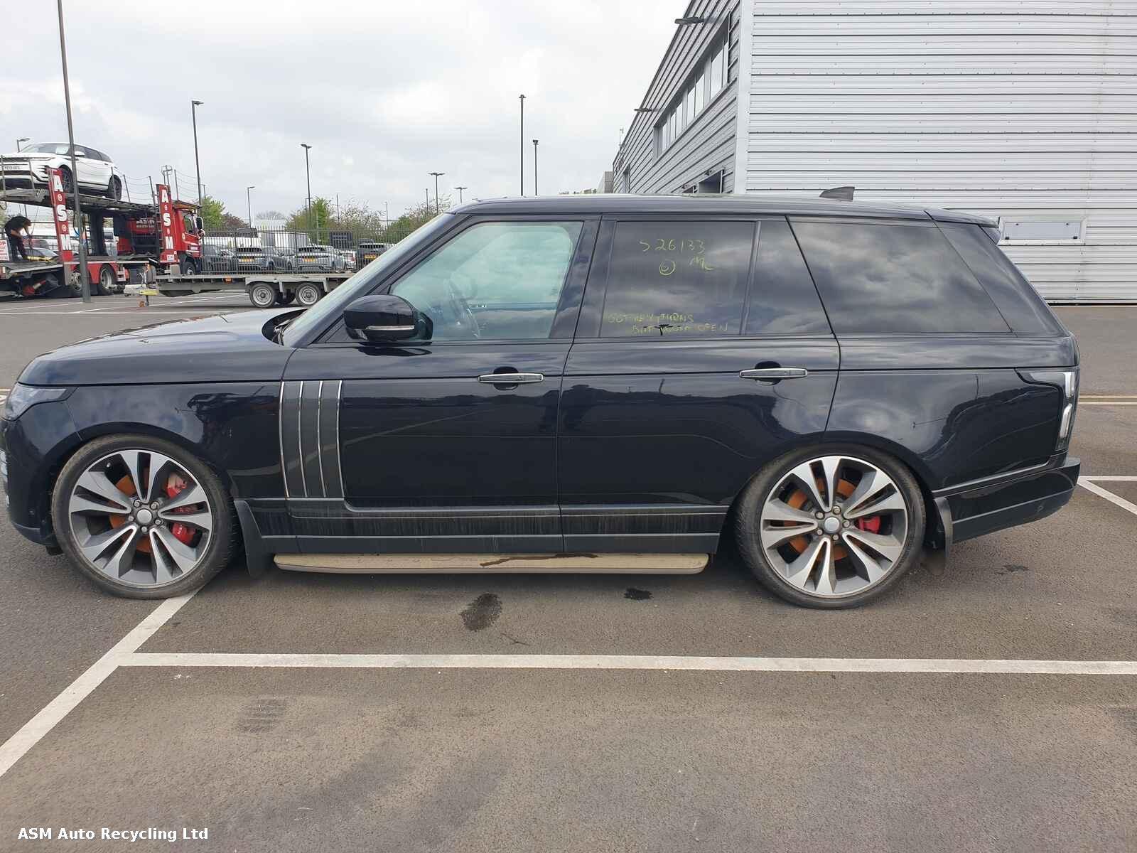 View Auto part Land Rover Range Rover 2018 5 Door Estate Breaking