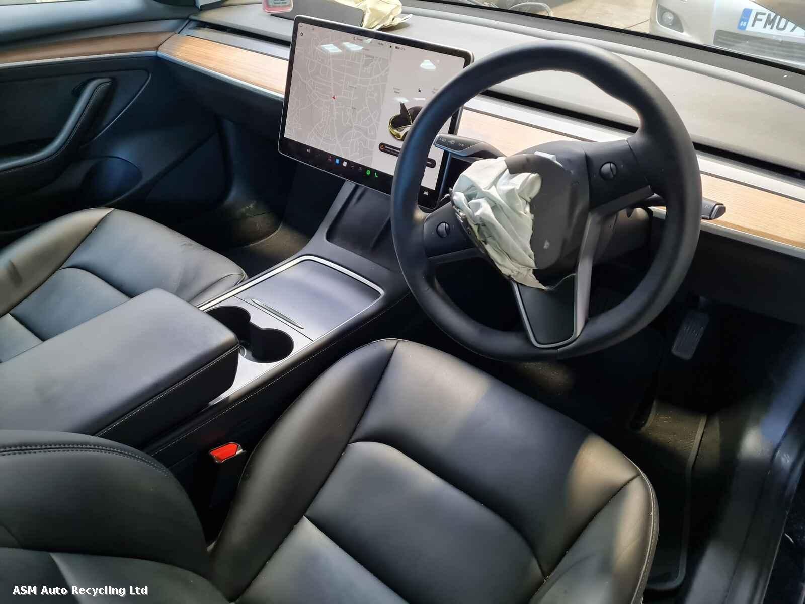 Tesla Model 3 2022 4 Door Saloon Breaking View Auto part Tesla Model 3 2022 4 Door Saloon Breaking