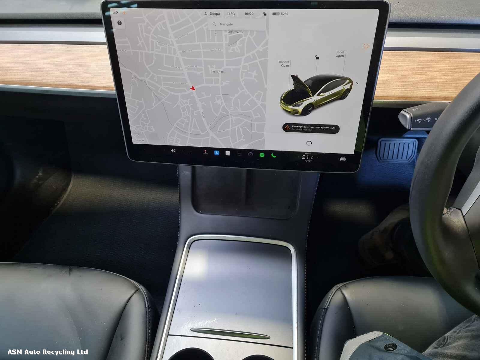 Tesla Model 3 2022 4 Door Saloon Breaking View Auto part Tesla Model 3 2022 4 Door Saloon Breaking