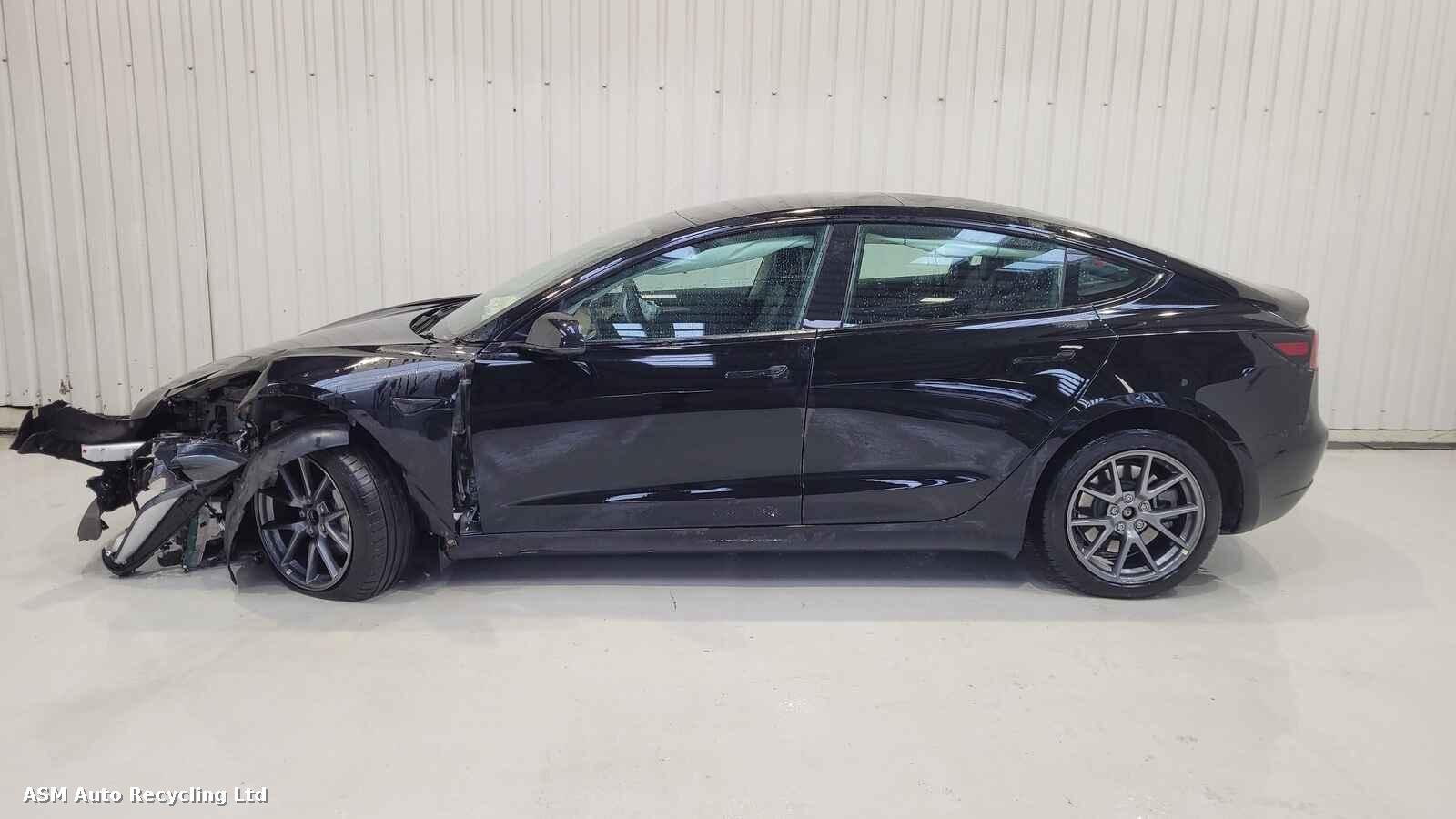 Tesla Model 3 2022 4 Door Saloon Breaking View Auto part Tesla Model 3 2022 4 Door Saloon Breaking