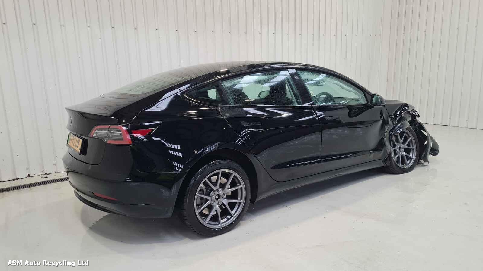 Tesla Model 3 2022 4 Door Saloon Breaking View Auto part Tesla Model 3 2022 4 Door Saloon Breaking