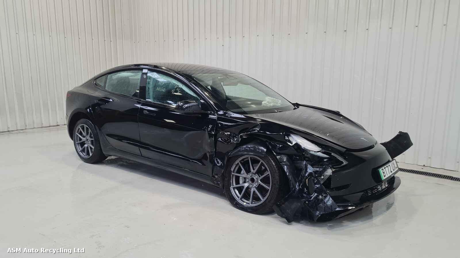 Image for a Tesla Model 3 2022 4 Door Saloon Breaking