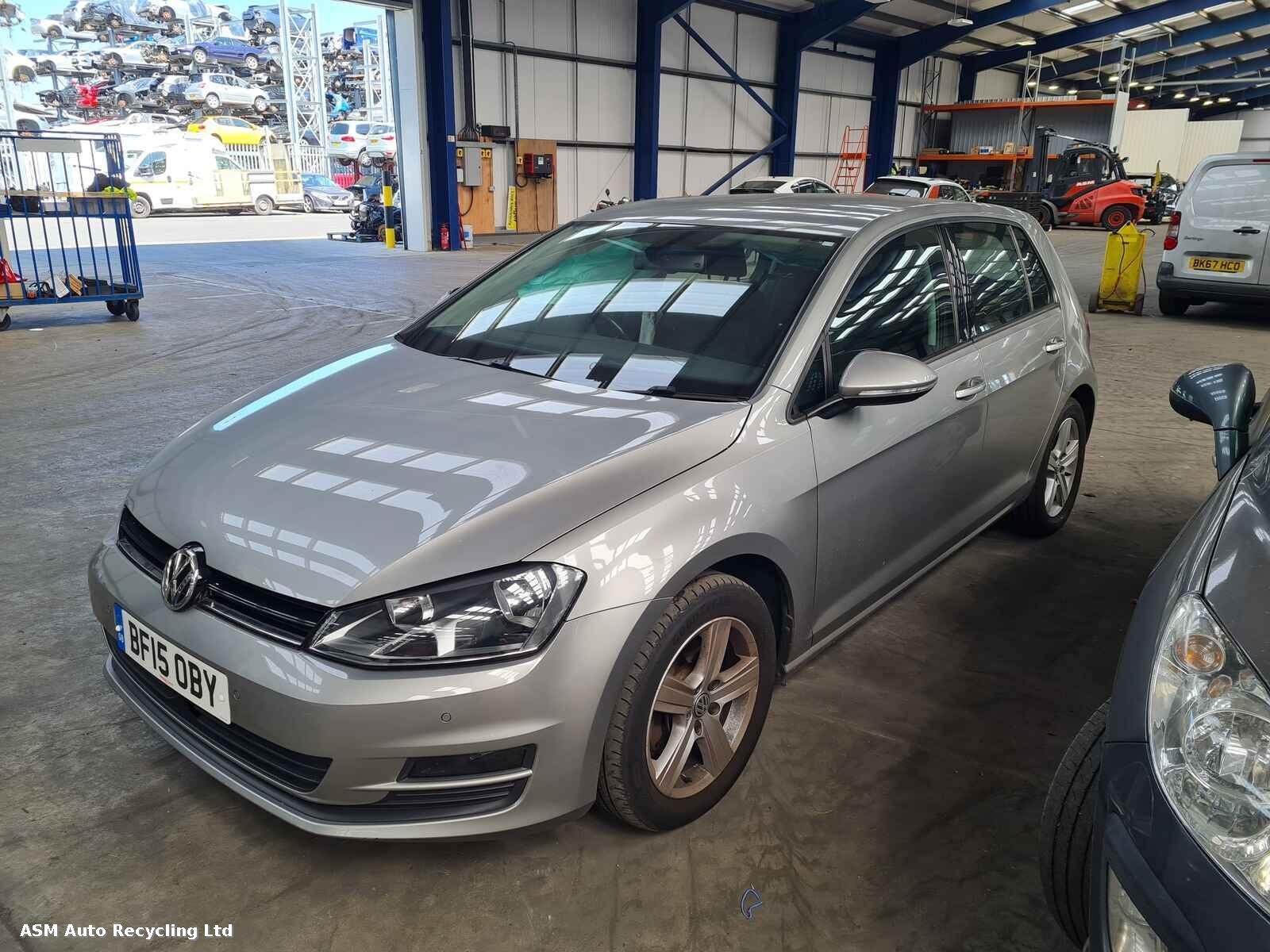 Volkswagen Golf 2015 5 Door Hatchback Breaking View Auto part Volkswagen Golf 2015 5 Door Hatchback Breaking