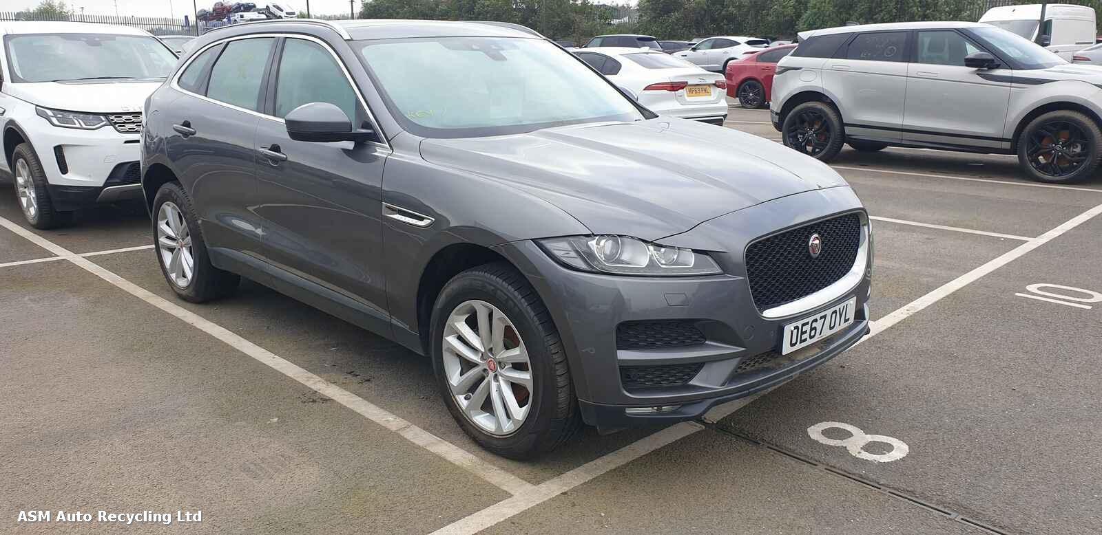 Image for a Jaguar F-pace 2017 5 Door Estate Breaking
