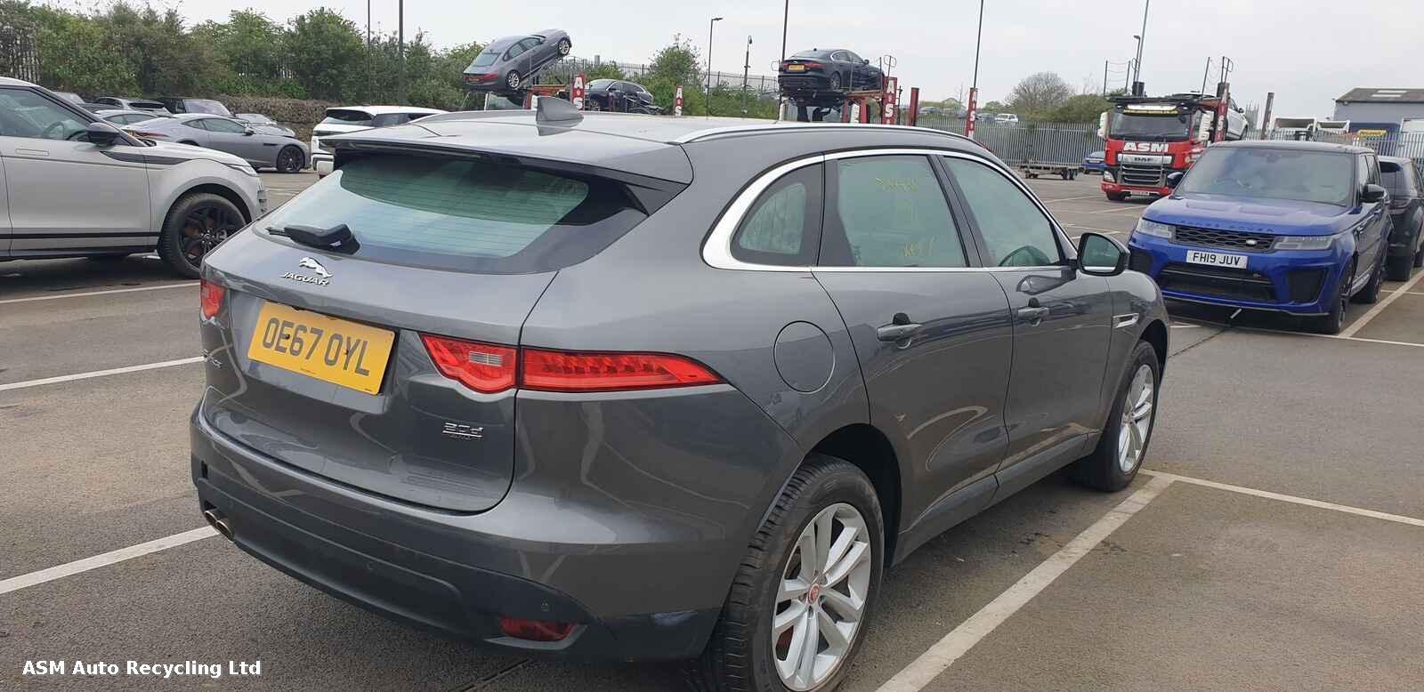 View Auto part Jaguar F-pace 2017 5 Door Estate Breaking