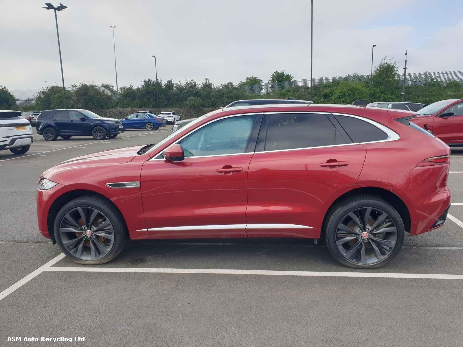 View Auto part Jaguar F-pace 2021 5 Door Estate Breaking
