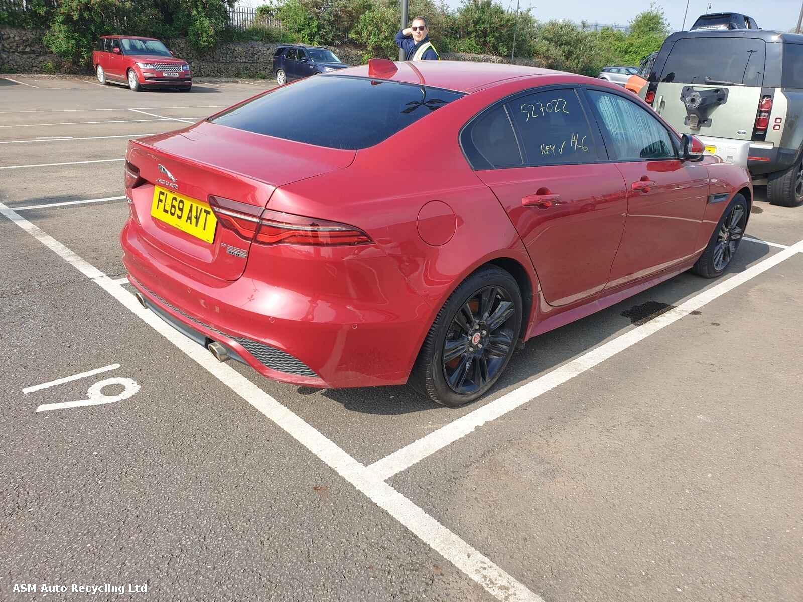 View Auto part Jaguar Xe 2019 4 Door Saloon Breaking