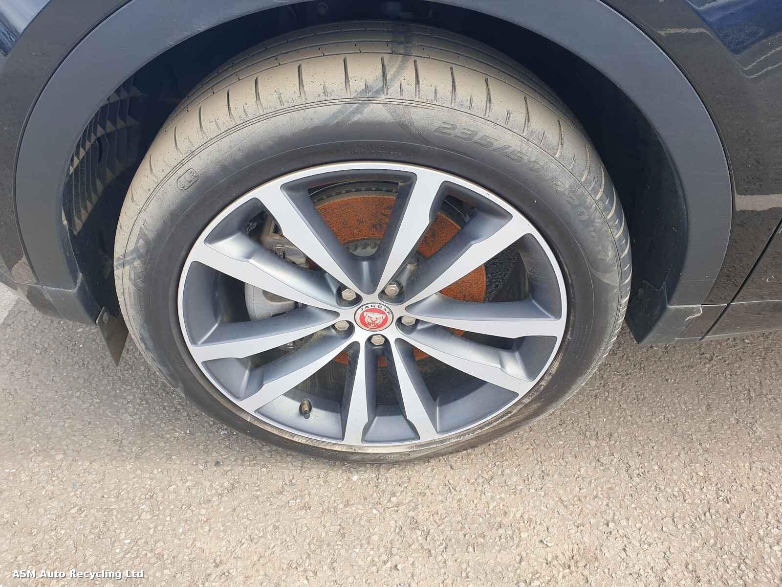 View Auto part Jaguar E Pace 2022 5 Door Estate Breaking