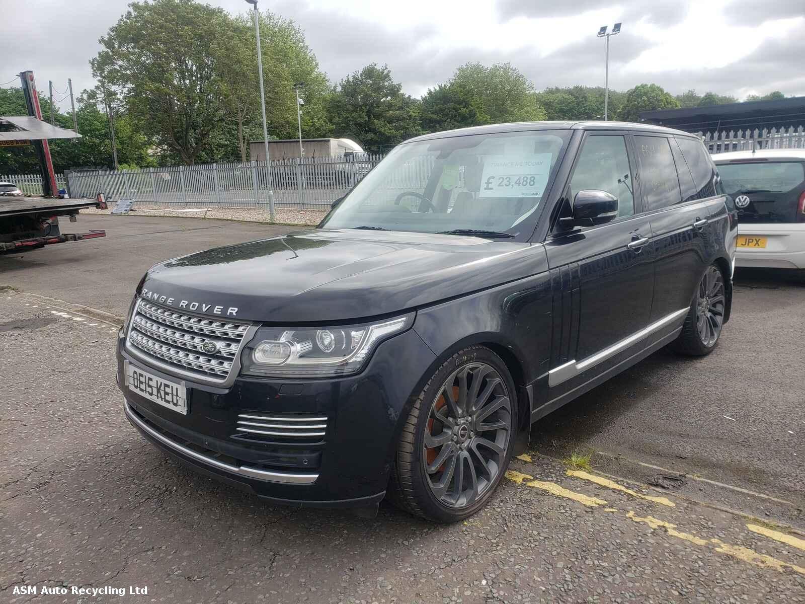 View Auto part Land Rover Range Rover 2015 5 Door Estate Breaking