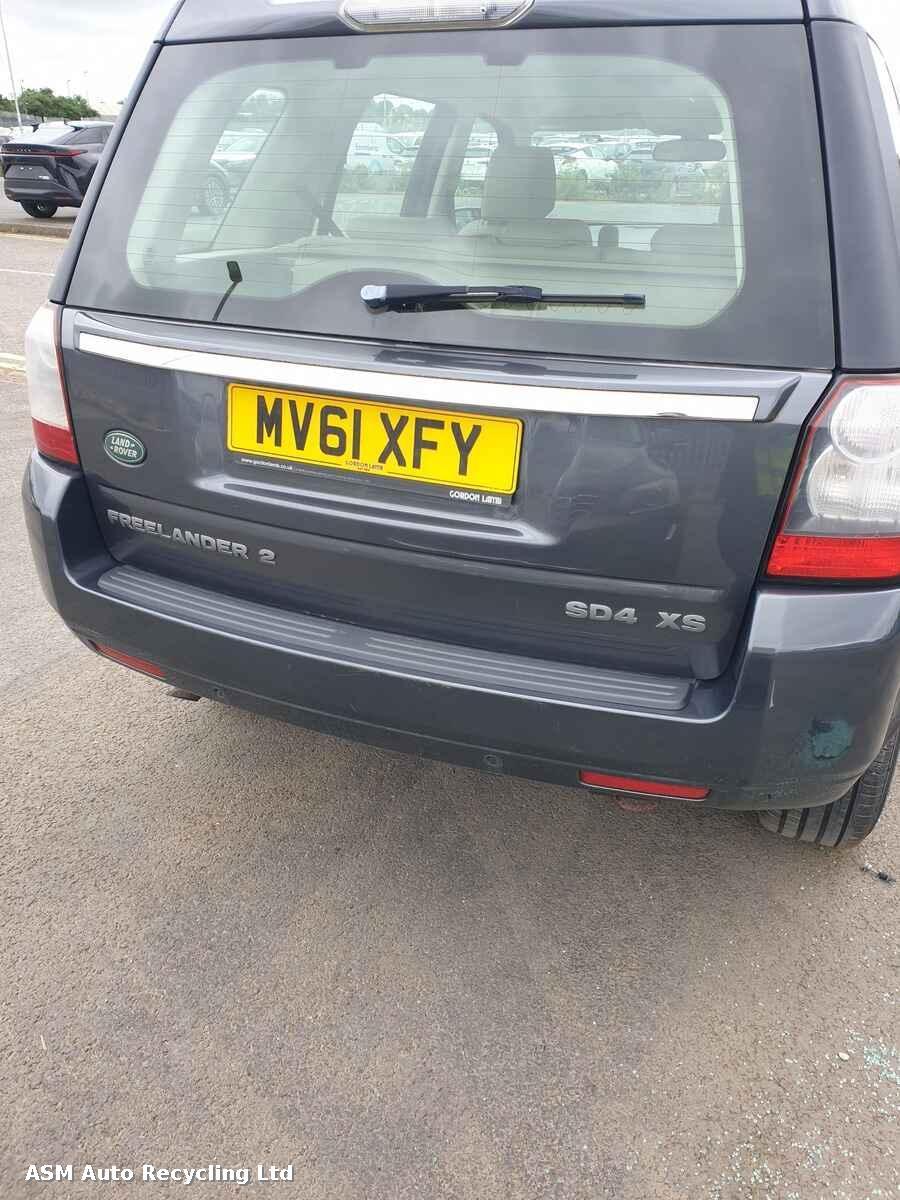 View Auto part Land Rover Freelander 2011 5 Door Estate Breaking