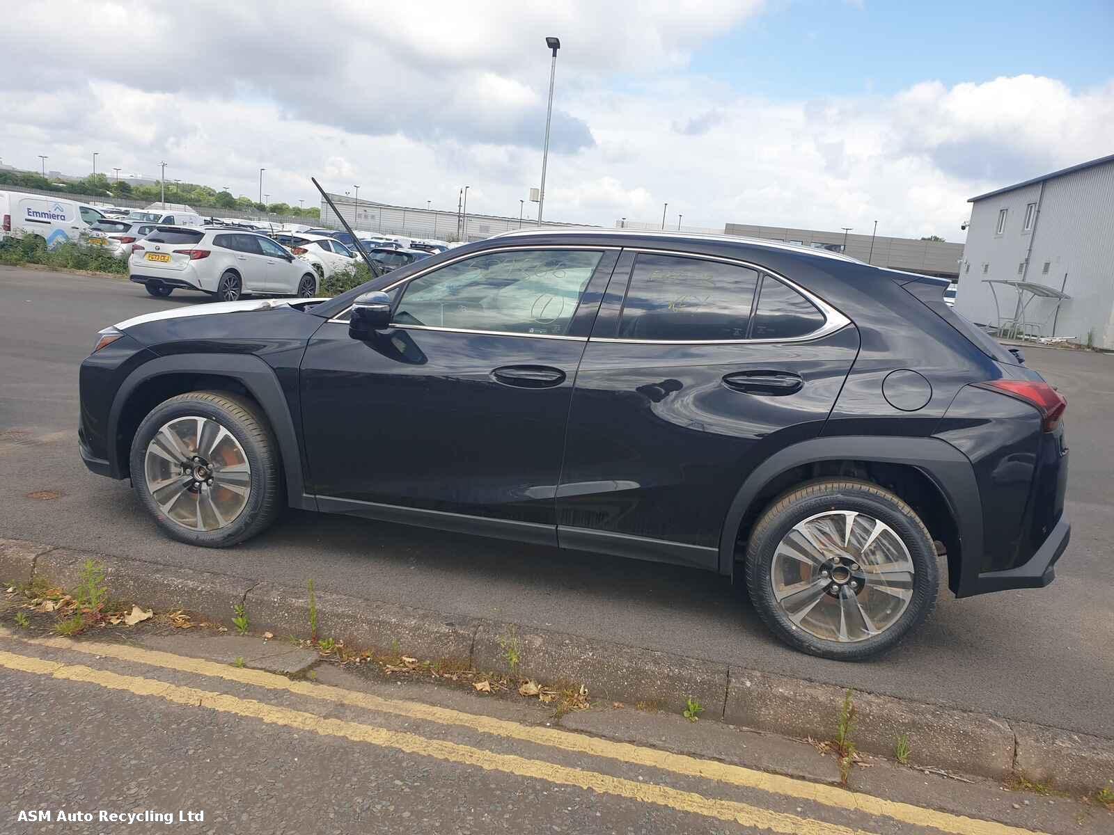 View Auto part Lexus Ux 2024 5 Door Estate Breaking