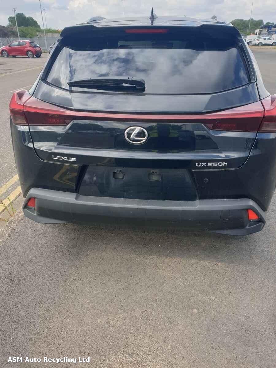 View Auto part Lexus Ux 2024 5 Door Estate Breaking