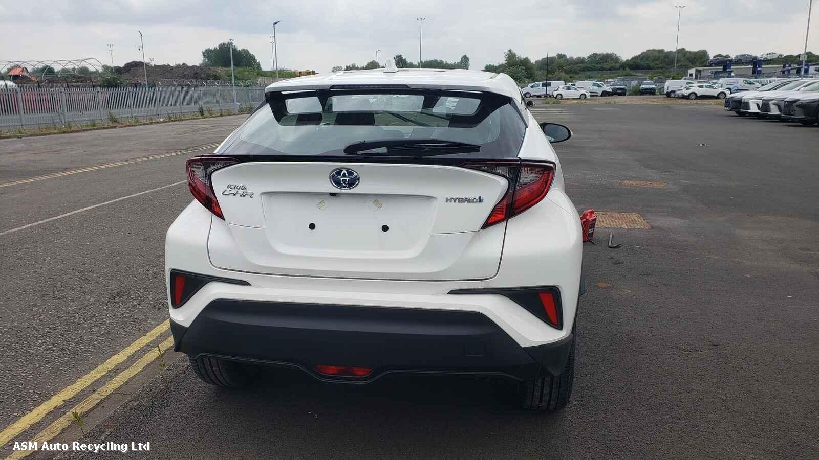 View Auto part Toyota C-hr 2024 5 Door Hatchback Breaking