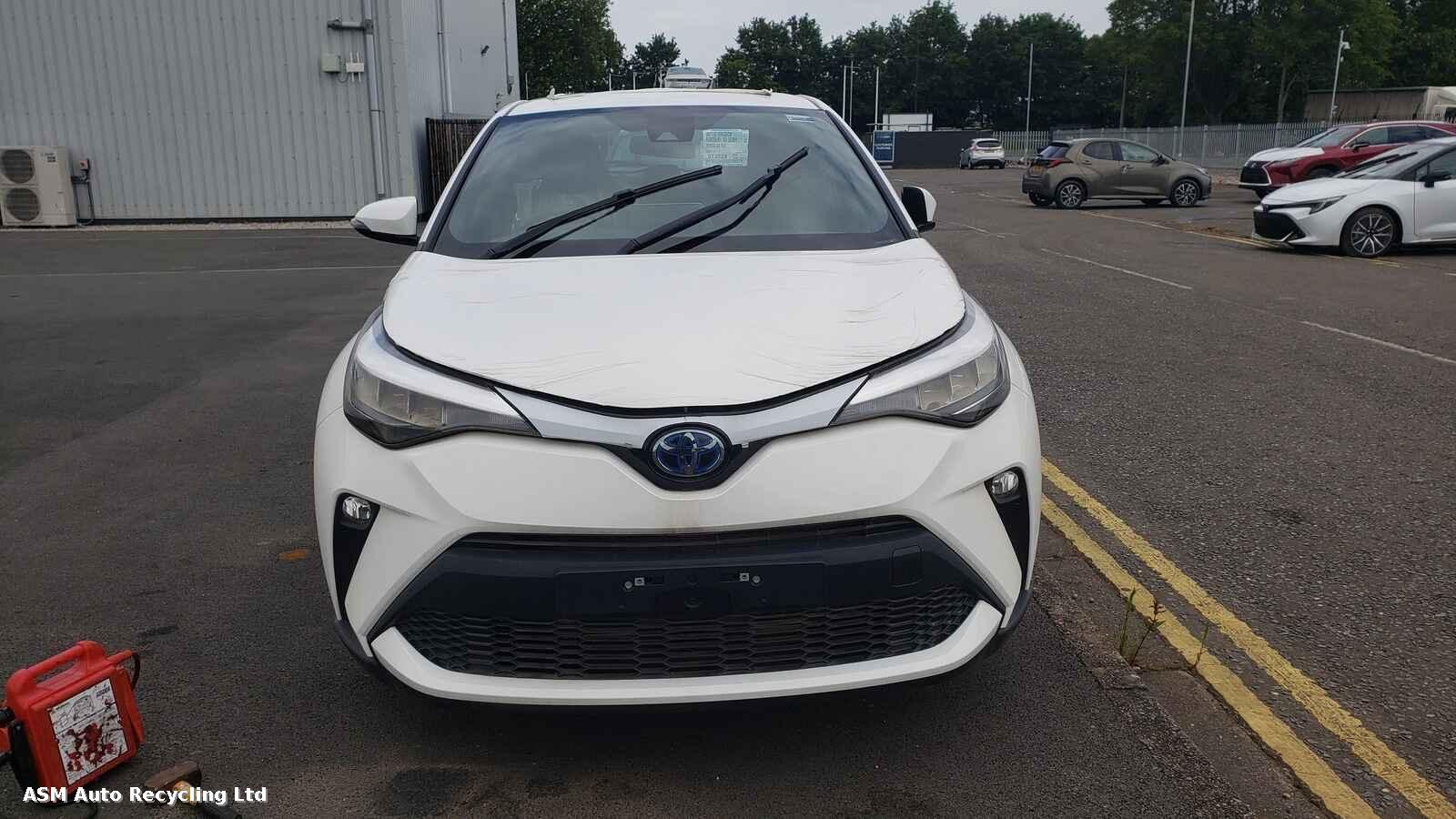View Auto part Toyota C-hr 2024 5 Door Hatchback Breaking