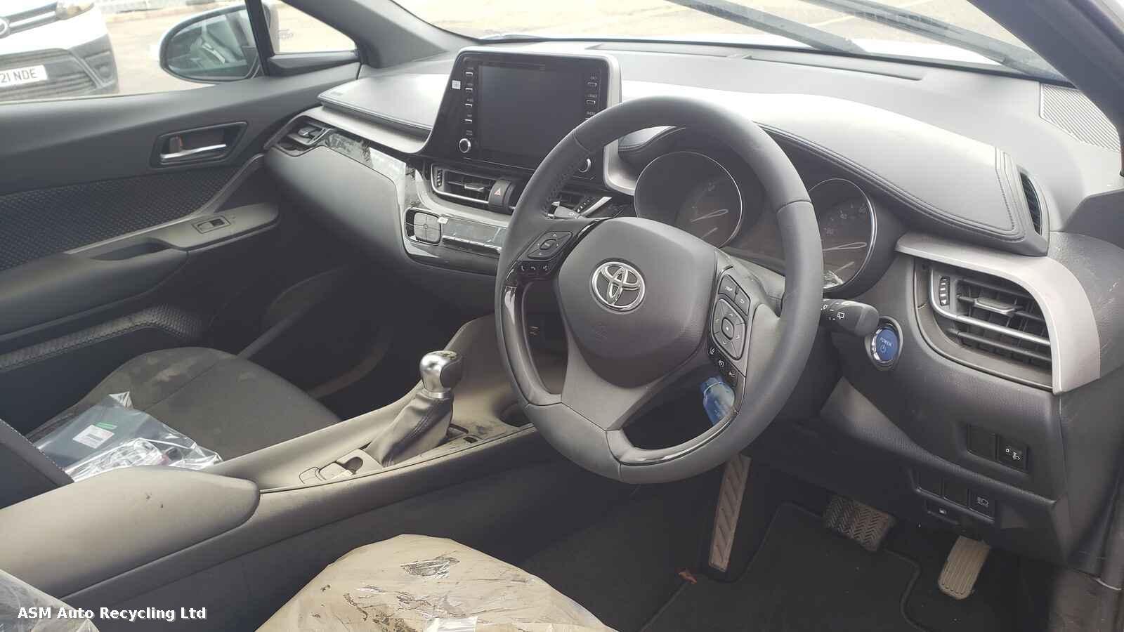 View Auto part Toyota C-hr 2024 5 Door Hatchback Breaking