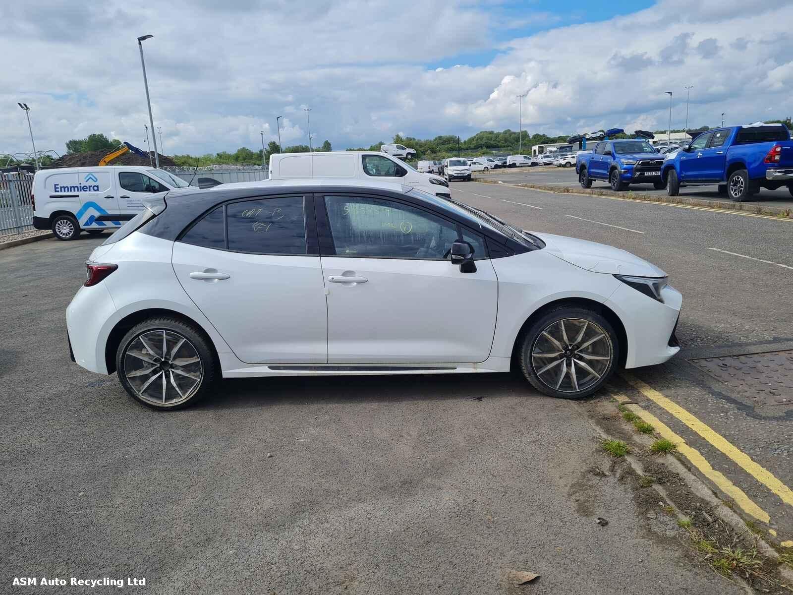 View Auto part Toyota Corolla 2024 5 Door Hatchback Breaking