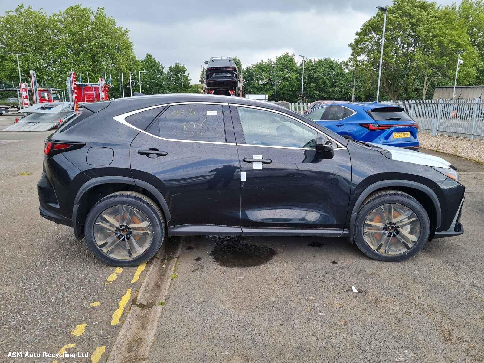 View Auto part Lexus Nx Series 2023 5 Door Estate Breaking