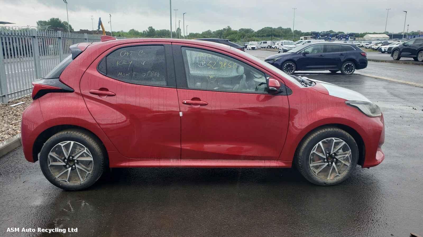 View Auto part Toyota Yaris 2024 5 Door Hatchback Breaking