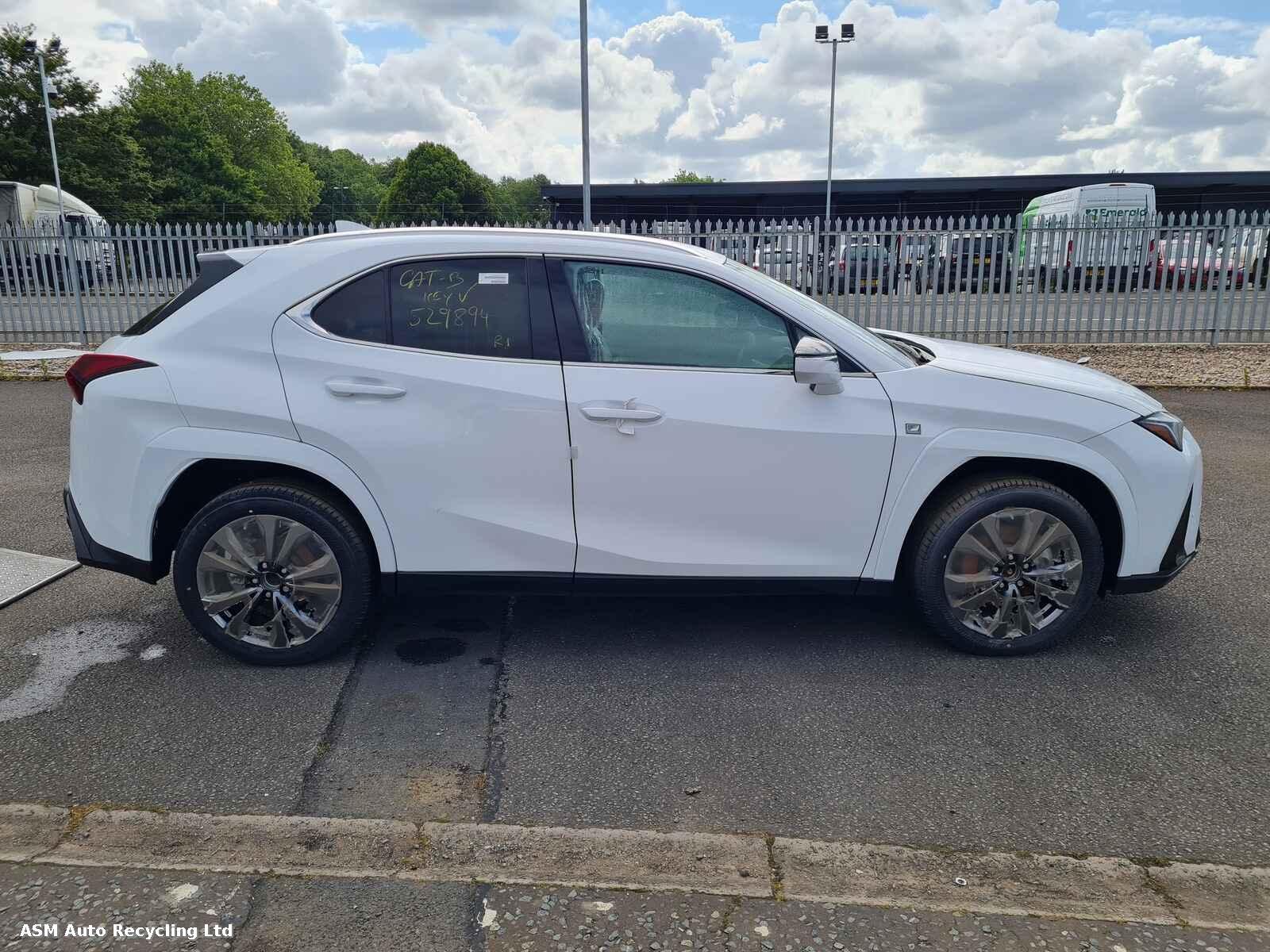 View Auto part Lexus Ux 2024 5 Door Estate Breaking
