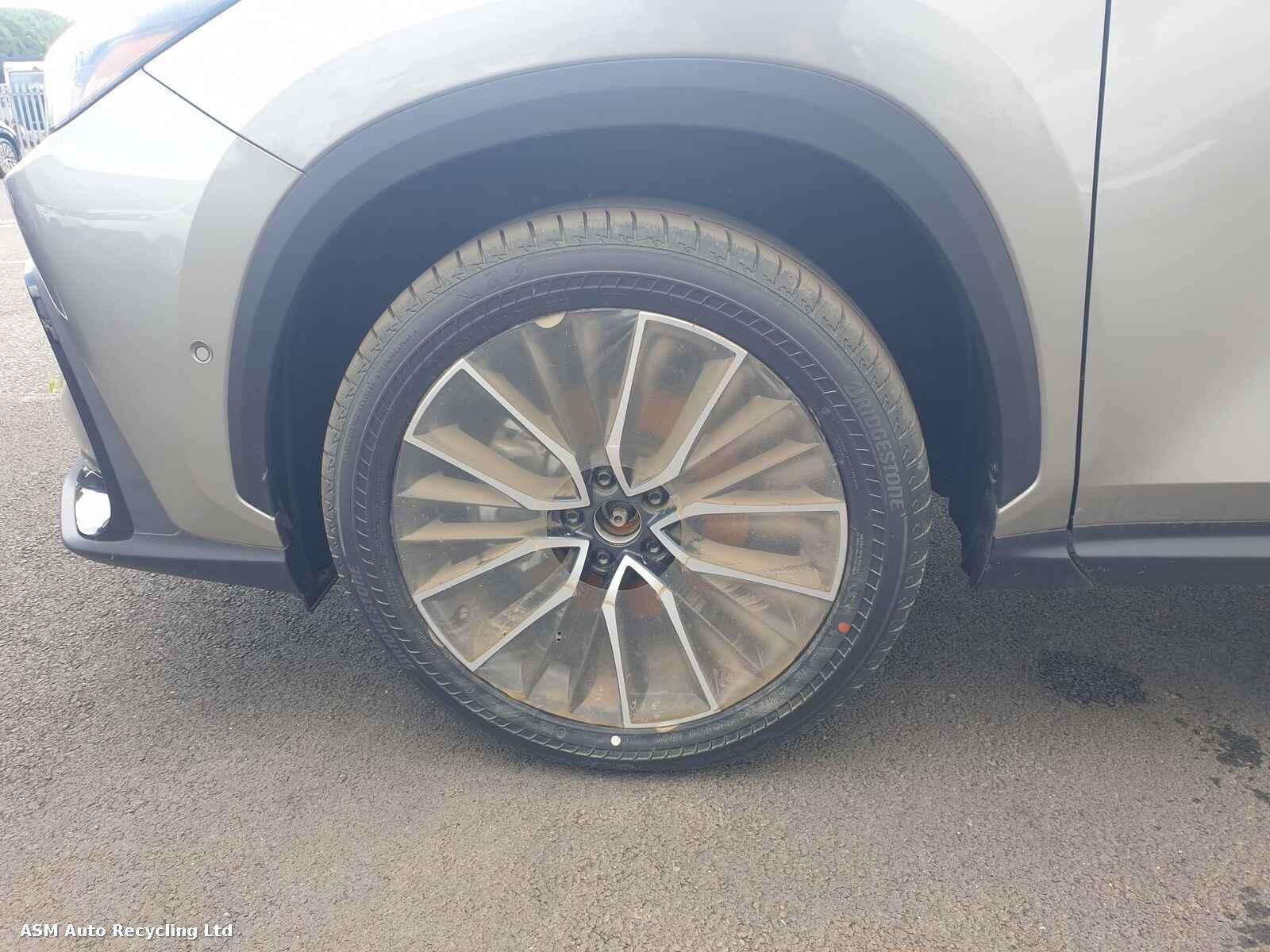 View Auto part Lexus Nx Series 2023 5 Door Estate Breaking
