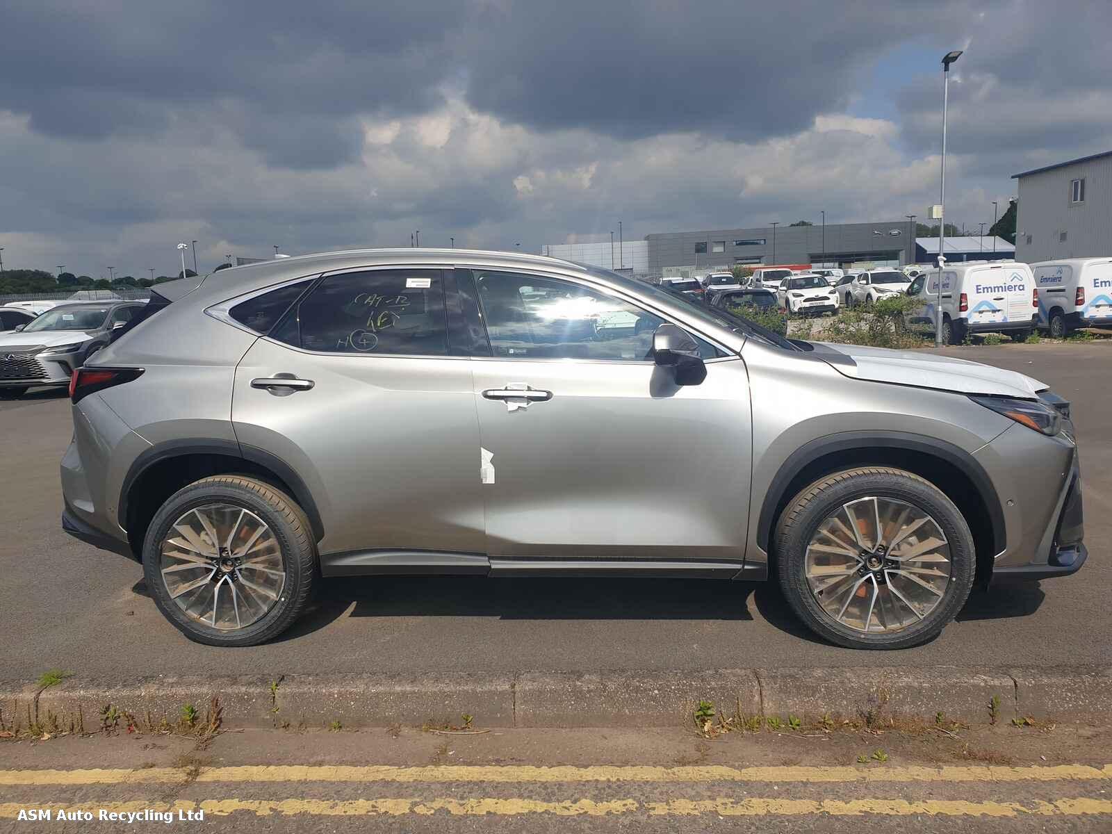 View Auto part Lexus Nx Series 2023 5 Door Estate Breaking