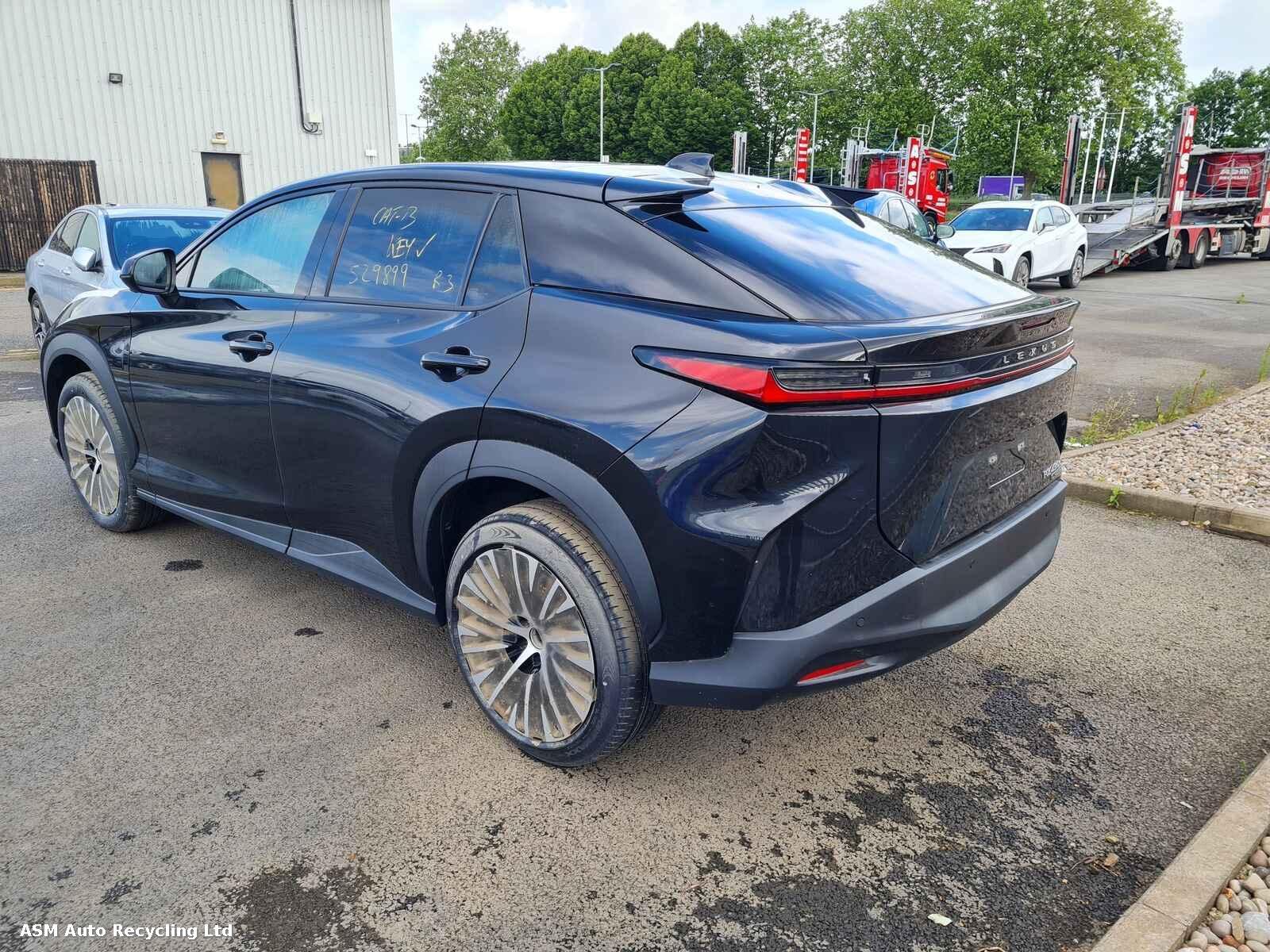 View Auto part Lexus Rz Series 2023 5 Door Estate Breaking