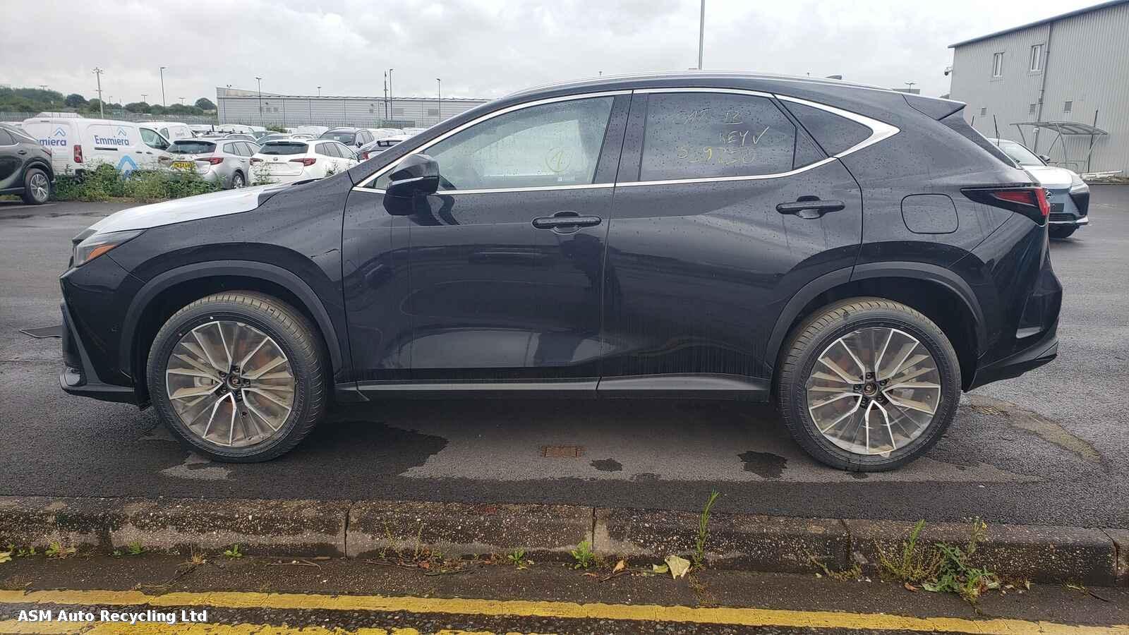 View Auto part Lexus Nx Series 2023 5 Door Estate Breaking