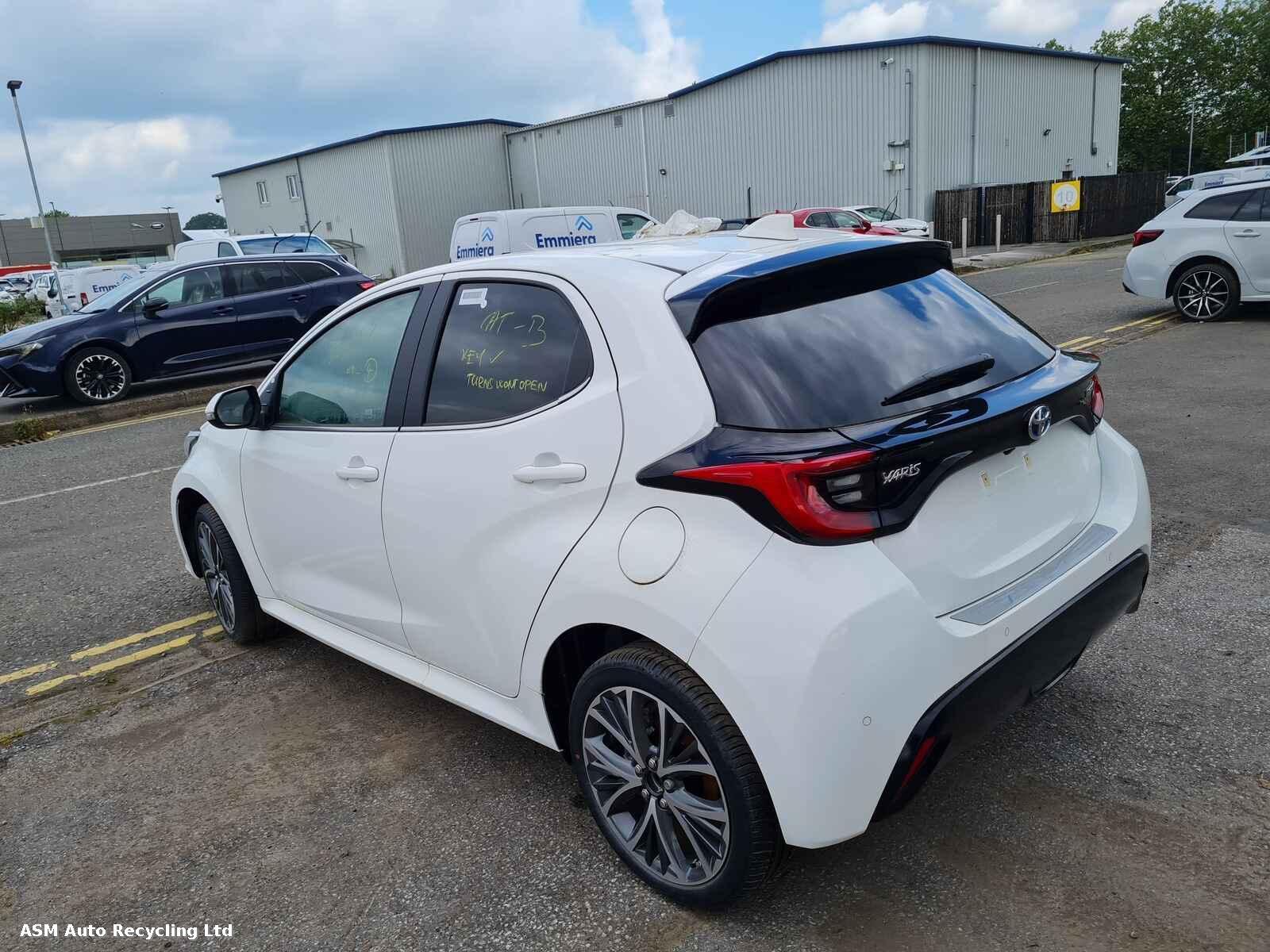 View Auto part Toyota Yaris 2024 5 Door Hatchback Breaking