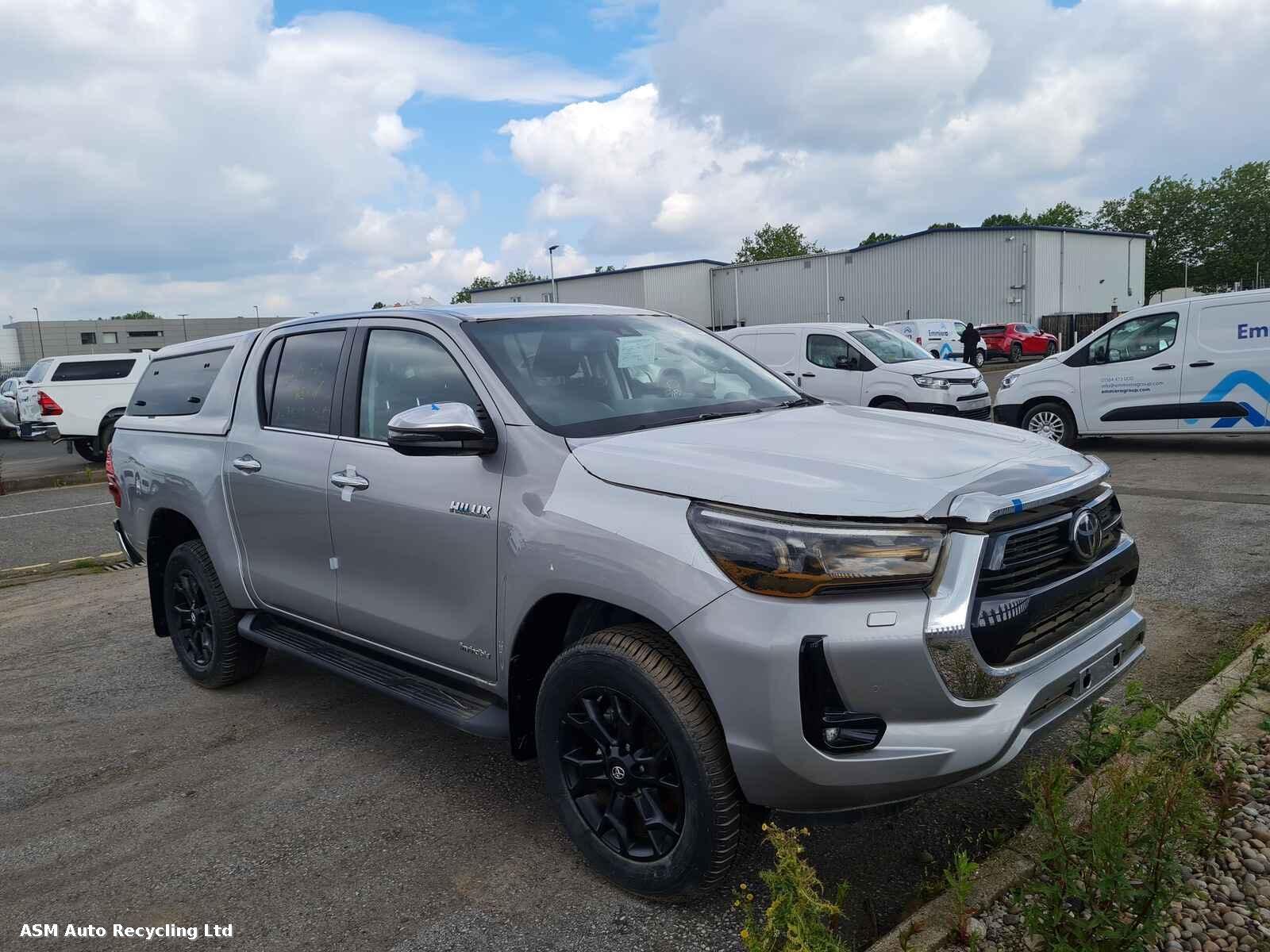 Image for a Toyota Hilux 2023 Unknown Pickup Breaking
