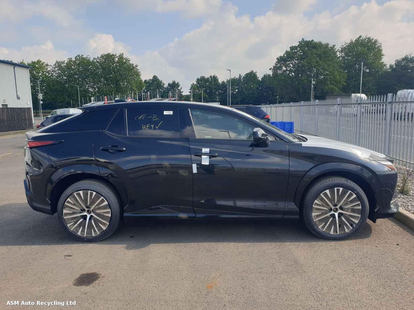 View Auto part Lexus Rz Series 2023 5 Door Estate Breaking