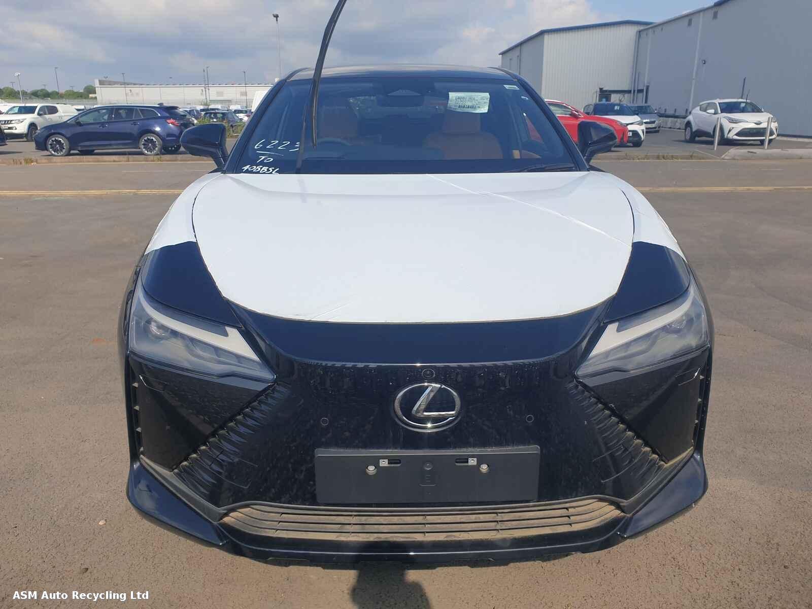 View Auto part Lexus Rz Series 2023 5 Door Estate Breaking