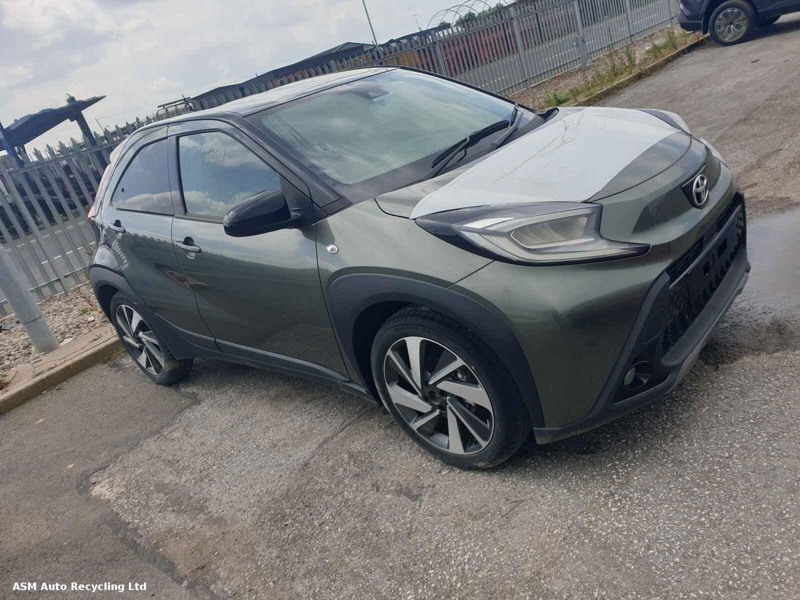 Image for a Toyota Aygo X 2024 5 Door Hatchback Breaking