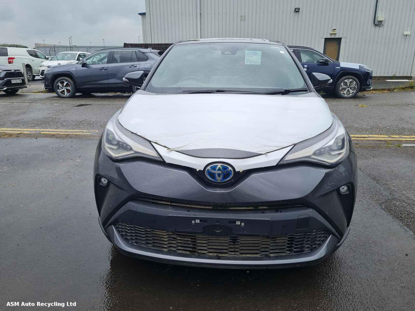 View Auto part Toyota C-hr 2024 5 Door Hatchback Breaking