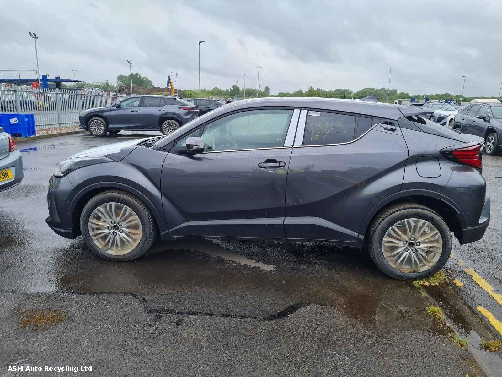 View Auto part Toyota C-hr 2024 5 Door Hatchback Breaking